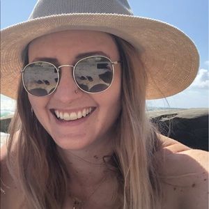 Meet your Posher, Fallan